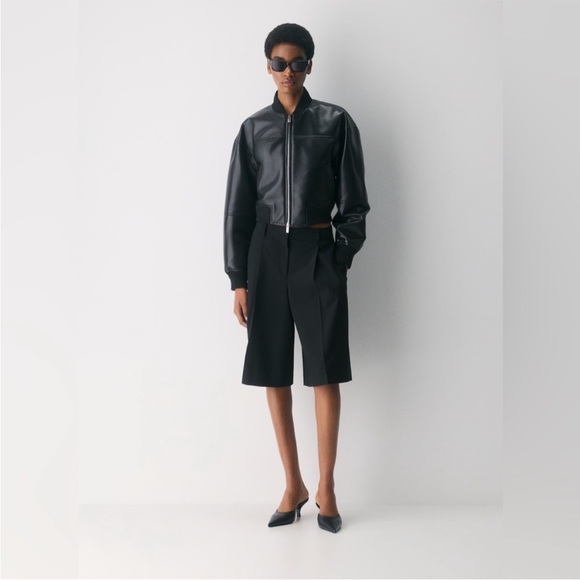 SOLD on lnsta: BADDEST.OUT.THERE2 - Picture 4 of 15